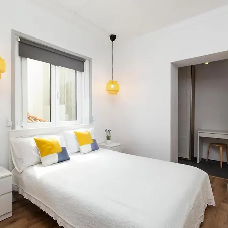 Minimalist In Caldas Daire